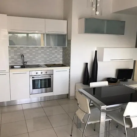 Marconi Elite 71 Bed & Breakfast Rende