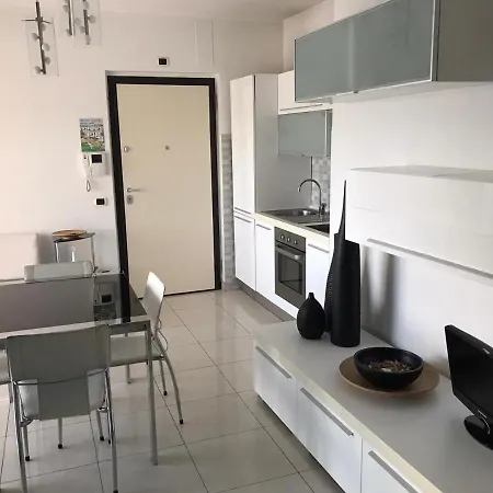 Marconi Elite 71 Bed & Breakfast Rende